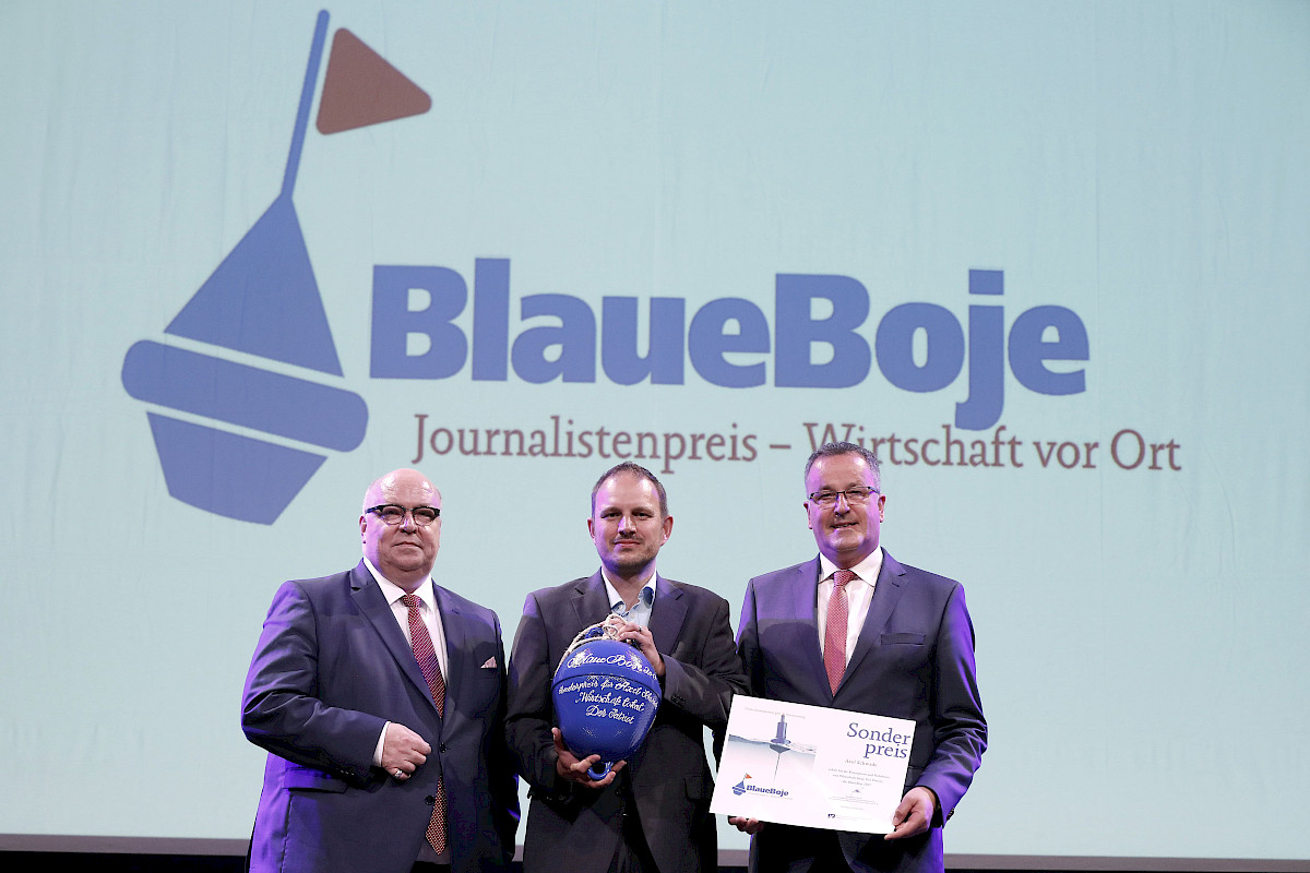 blaueboje_axel_schwade_joerg_deutschmann_volksbank_beckum-lippstadt.jpg