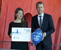 blaueboje_lena_kampf_forbidden_stories_friedhelm_beuse_vorstand_vereinigte_volksbank_muenster.jpg