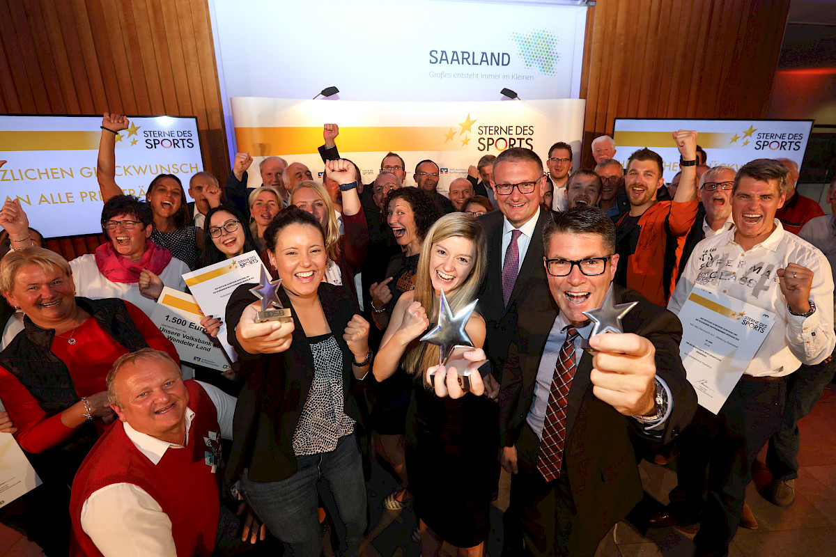 gruppenfoto_alle_sieger.jpg