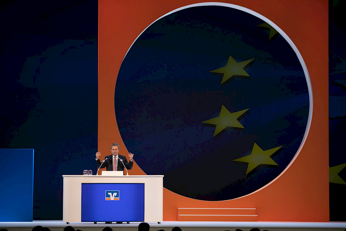 wirtschaftstag2018_p2_oettinger181115f91a2899.jpg