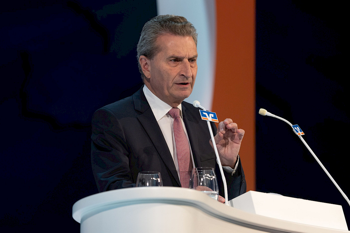 wirtschaftstag2018_p2_oettinger_1811155rk_7409.jpg