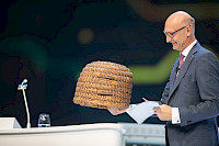 wirtschaftstag2018_p4_hoettges_telekom181115f91a3803.jpg