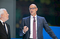 wirtschaftstag2018_p4_hoettges_telekom181115f91a3841.jpg