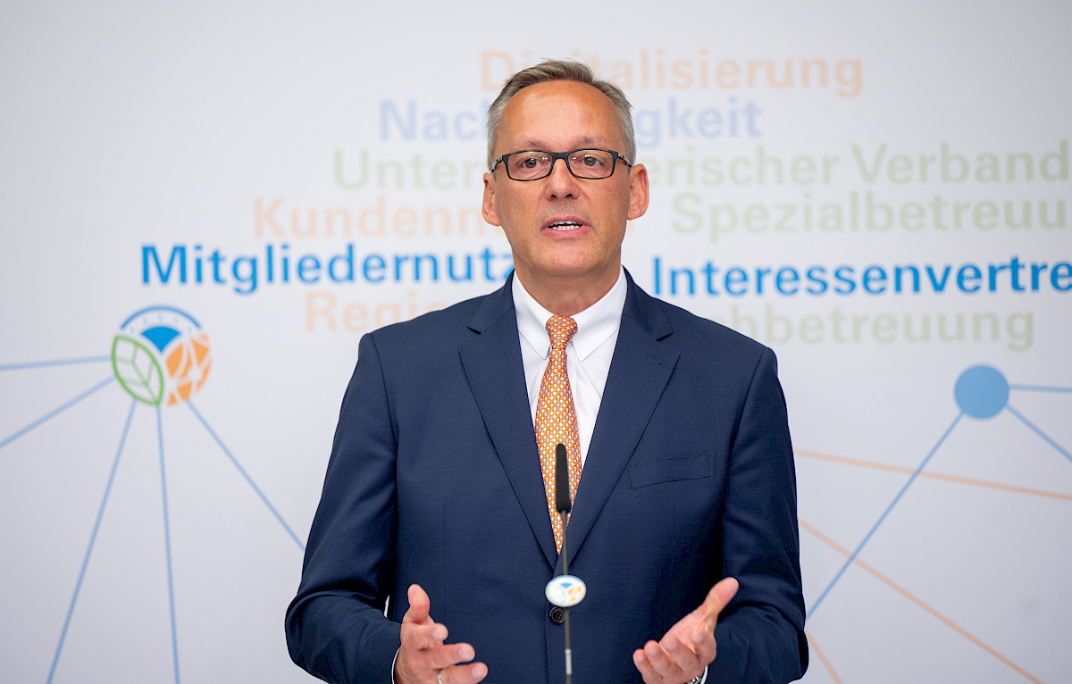 dr_peter_hanker_verbandsratsvorsitzender.jpg