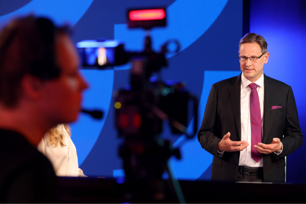 Vorstandsvorsitzender Ingmar Rega berichtete über die Entwicklung des Verbandes und der Mitgliedsgenossenschaften im letzten Jahr und gab einen Ausblick in die Zukunft. (Foto: Marco Stepniak)