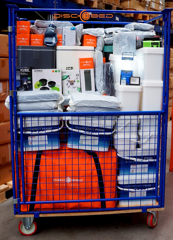 notfallausstattung_auf_rollcontainern.jpg